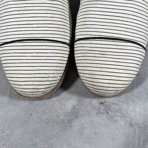 ED By Ellen Degeneres Womens Noram Striped White Black Oxford Shoes Sz US 11M - Picture 9 of 9